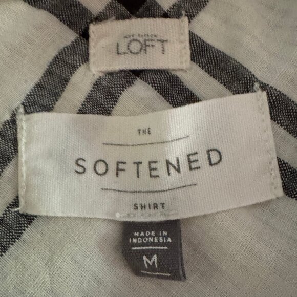 LOFT Shirt - long sleeve, half button, white with black plaid lines, Size: M - Picture 4 of 5